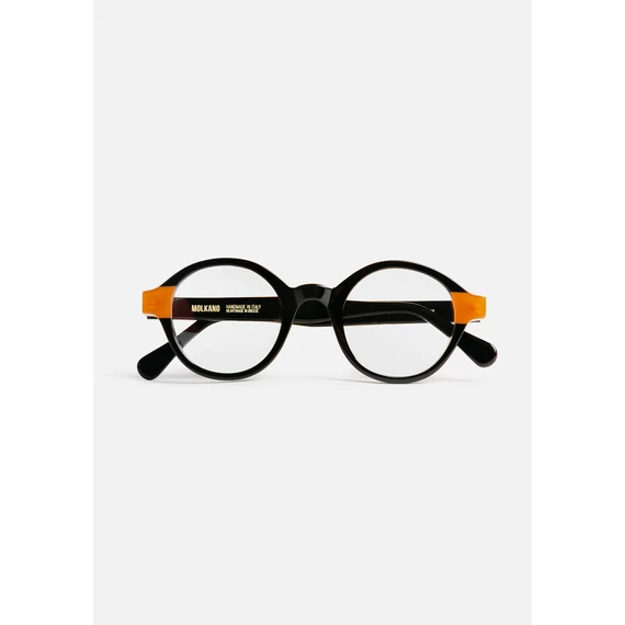 Kolonaki Black optikai keret – kerek, fekete acetát front, barna-narancssárga laminált részletekkel. Beépített acetát orrpárnák és tartós 5 hengeres pántok. Olaszországban kézzel készült, prémium minőség.