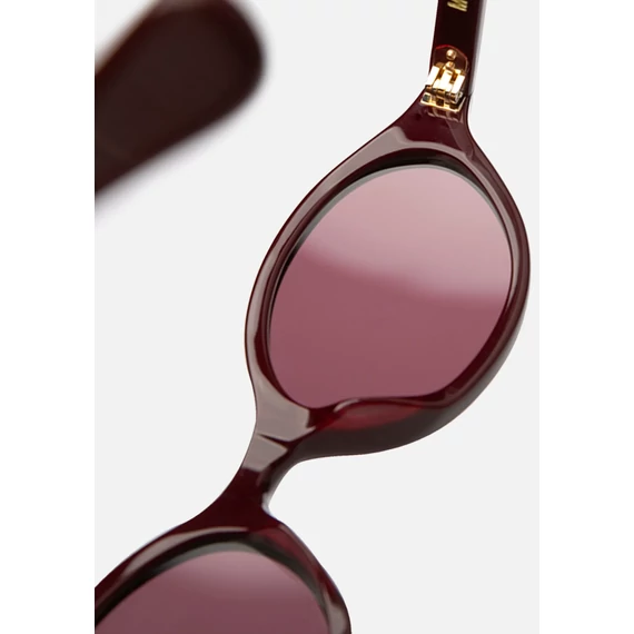 Ova Burgundy napszemüveg – elegáns bordó acetát, modern design, prémium minőség